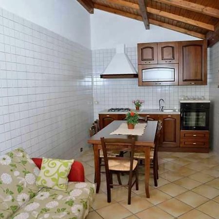 Casa Vacanza Isola Sul Mare كاستيلاّماري ديل غو المظهر الخارجي الصورة