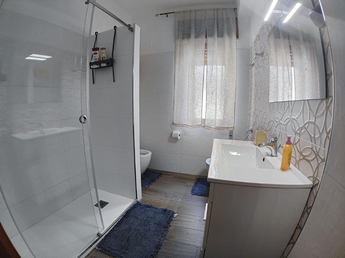 Casa Vacanza Isola Sul Mare كاستيلاّماري ديل غو المظهر الخارجي الصورة