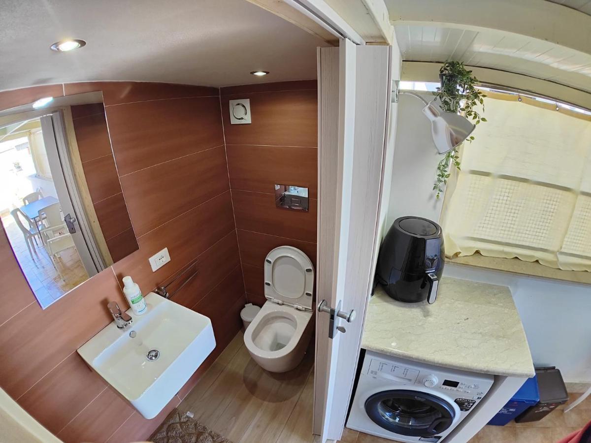 Casa Vacanza Isola Sul Mare كاستيلاّماري ديل غو المظهر الخارجي الصورة