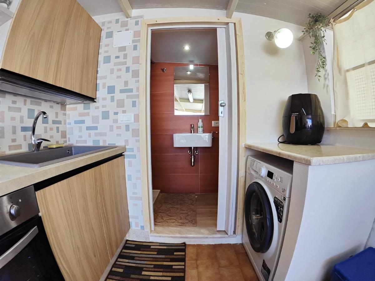 Casa Vacanza Isola Sul Mare كاستيلاّماري ديل غو المظهر الخارجي الصورة