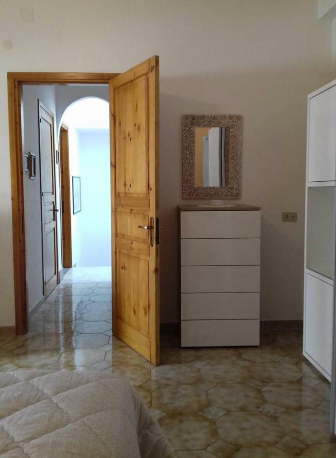 Casa Vacanza Isola Sul Mare كاستيلاّماري ديل غو المظهر الخارجي الصورة